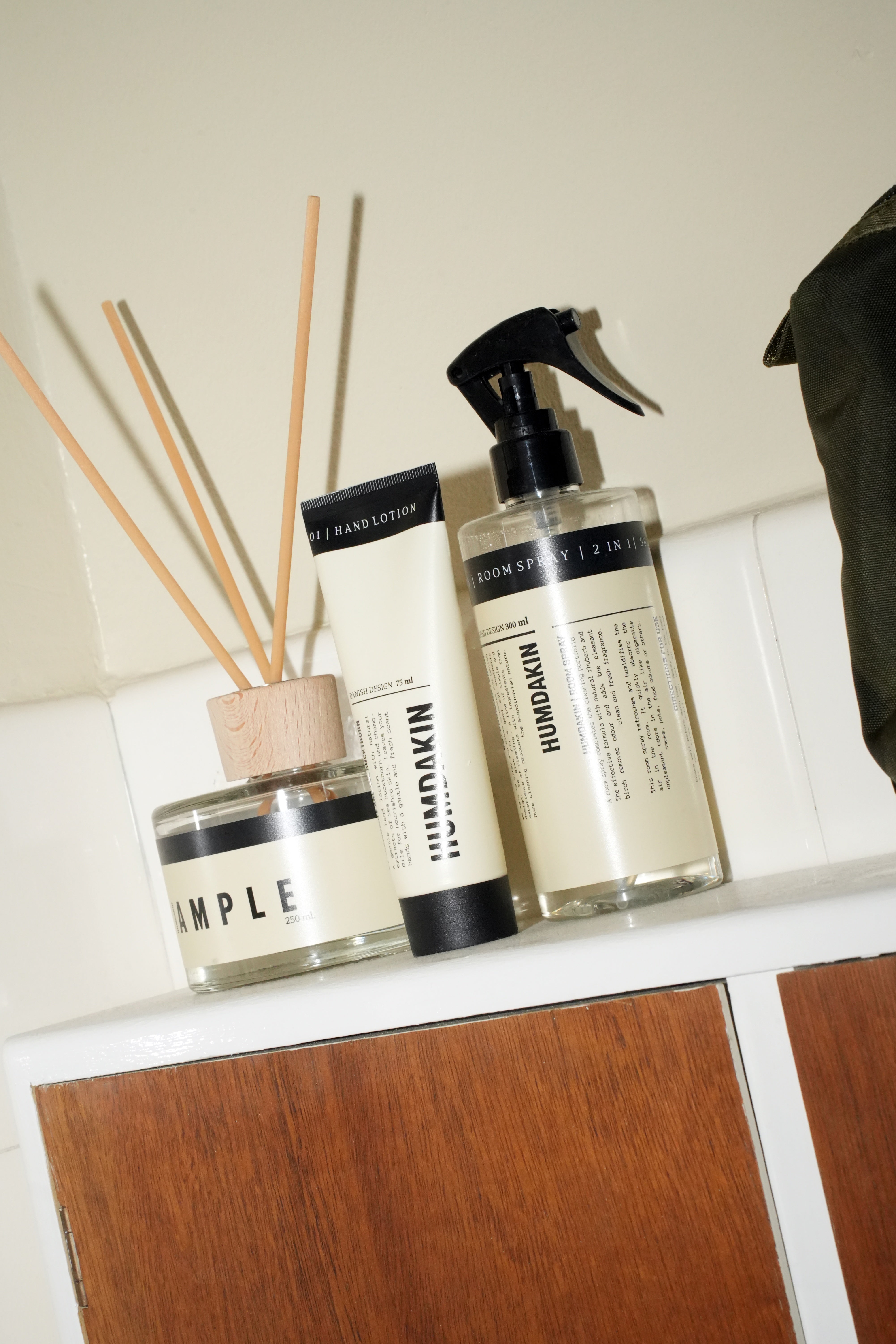 01 Rumspray 2-i-1 - Salvie & Havtorn - Neutral/No color HUMDAKIN